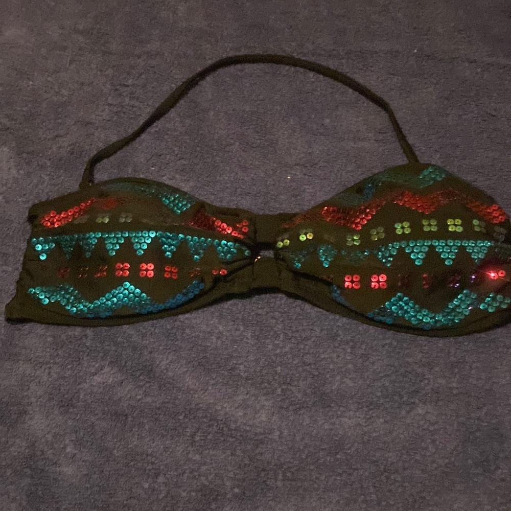 Heart and harmony swimsuit top​​​